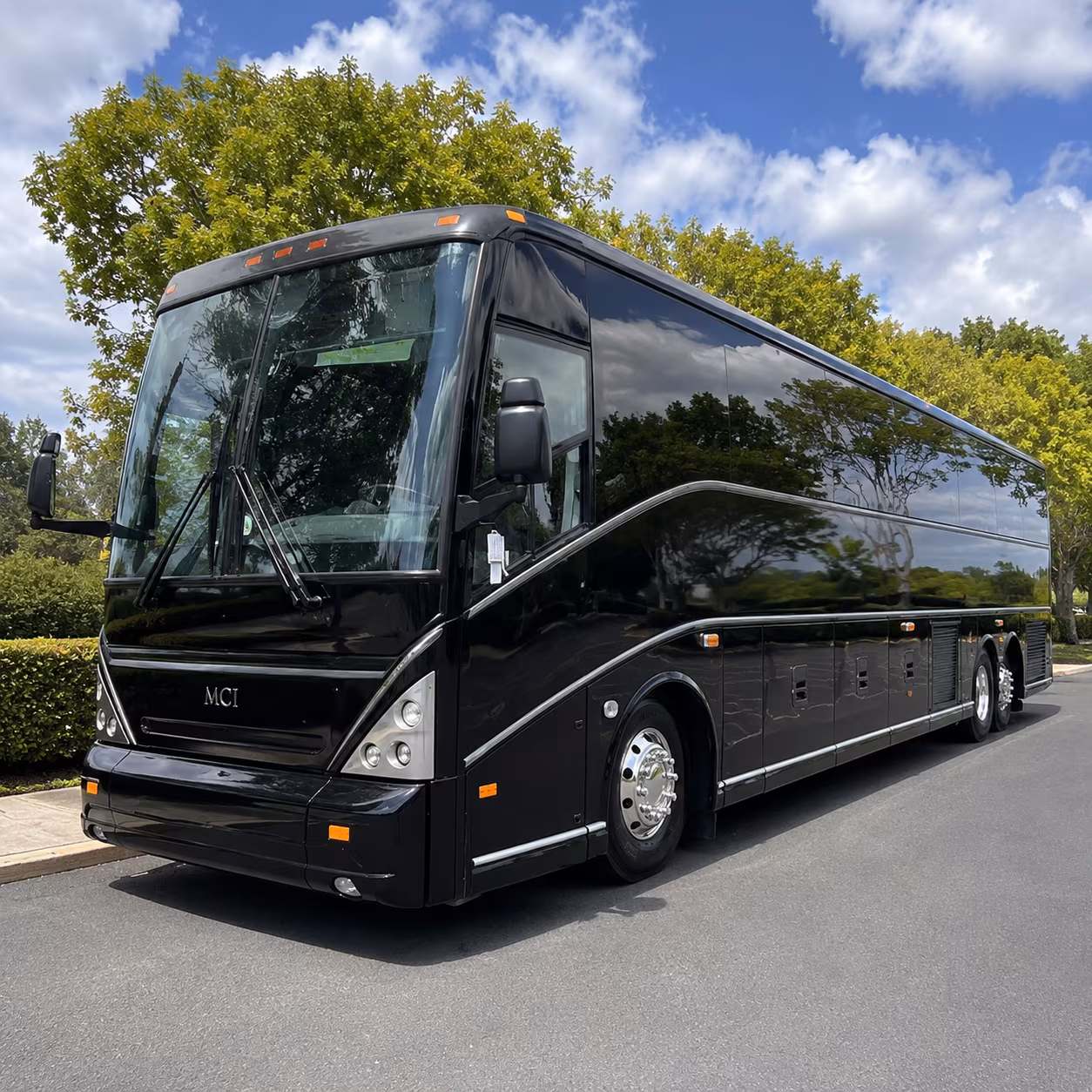 corporate group buses for ul lafayette and ragin cajuns events