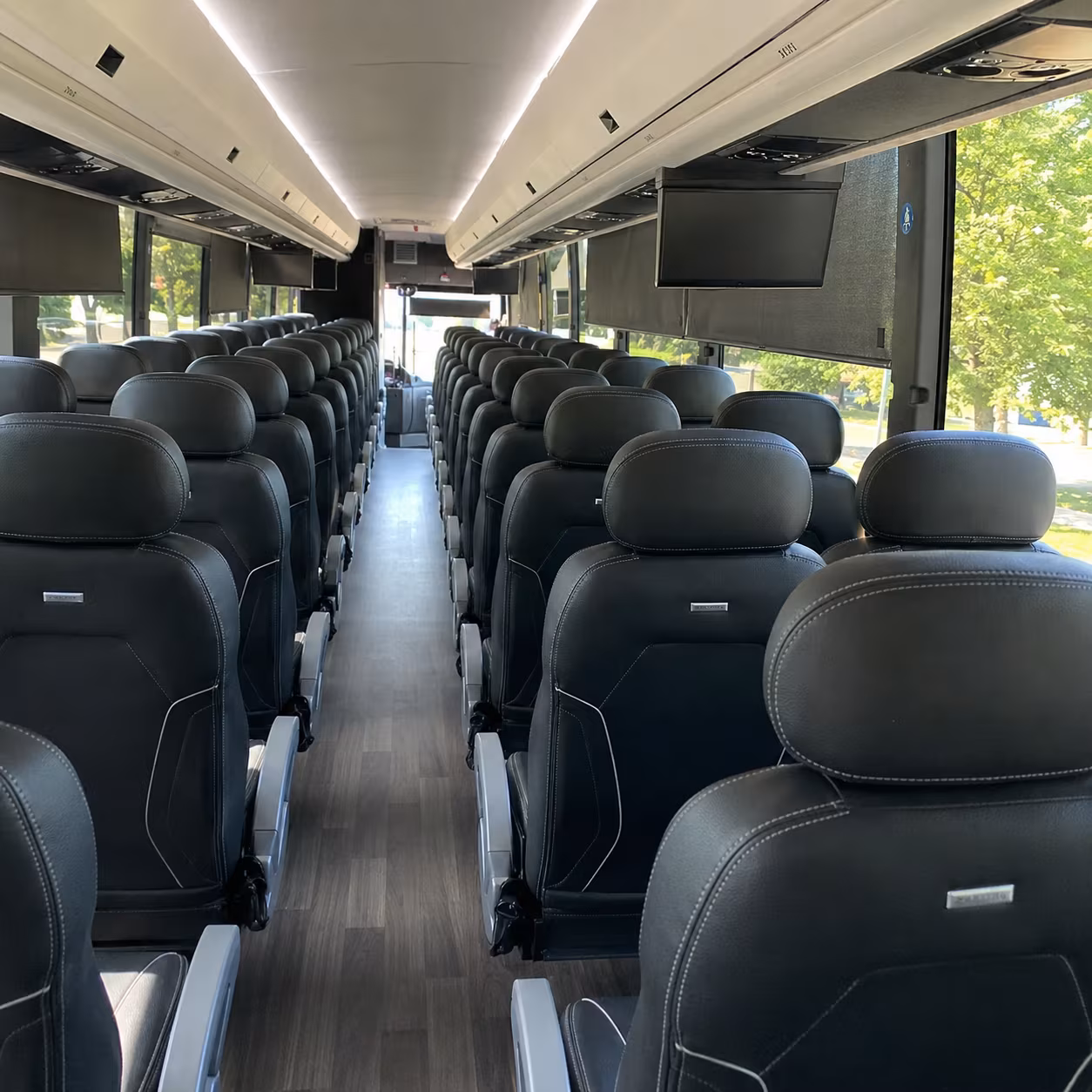 how the distance and duration of your trip affect charter bus rates