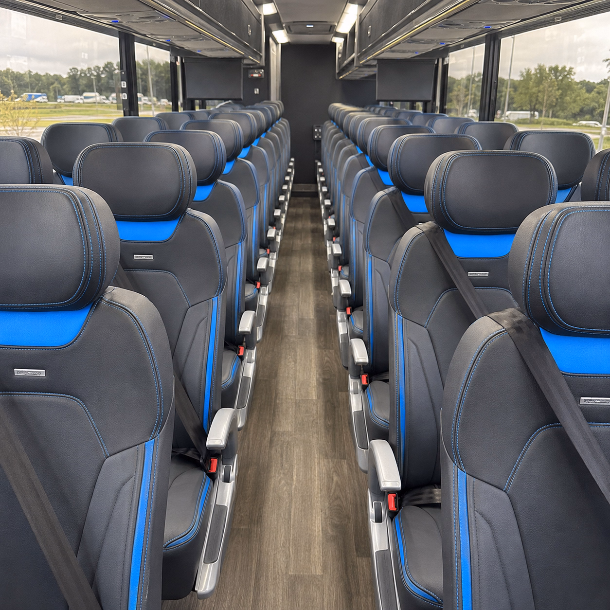 lafayette bus rental service area